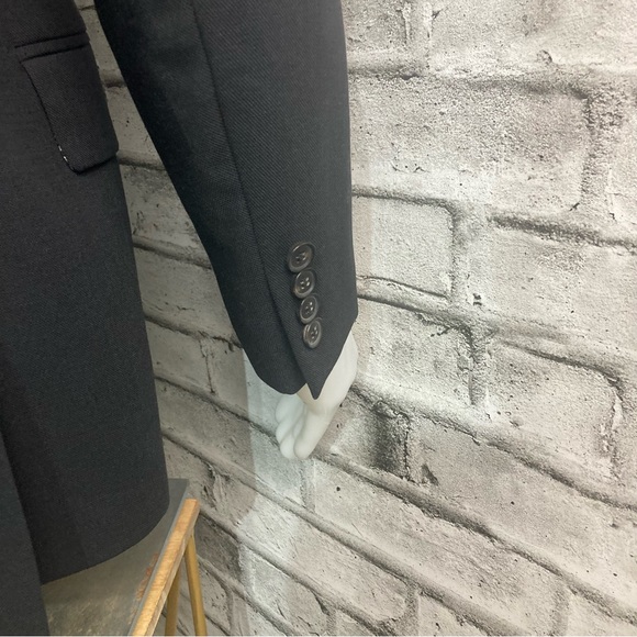 BOSS Hugo Boss 2 Button Black Blazer - Picture 6 of 14